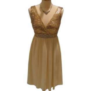 Robe de soirée pailletée avec foulard assortie