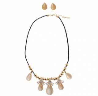 Parure chic décorée de perles dorées et pierres