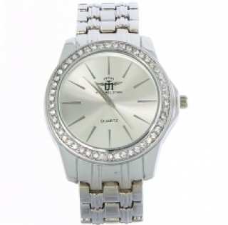 Montre sublime sertie de strass