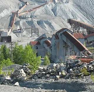 Equipo de procesamiento de cobre http://www.trituradoraxm.top/Equipo-de-procesamiento-de-cobre/