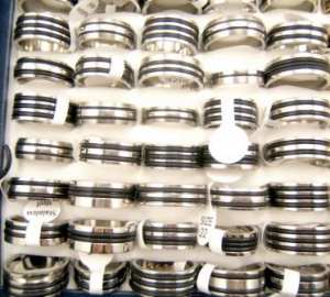 LOT 100 BAGUES ACIER INOXYDABLES BGA71