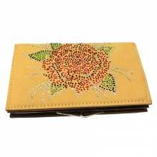 Portefeuille clouté avec motif  rose à perles