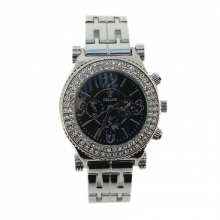 Montre argentée ornée de strass avec 3 compteurs