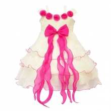 Robe à volants ornée de roses et nœud devant