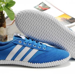 Vente Pas Cher chaussures Adidas Site Web: www.shoesforoutlet2012.net