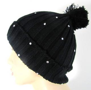 Bonnet pompom strass 1,00 € HT/unité