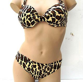 Bikini et paré-haut  4,00 € HT/unité  Référence : 3453