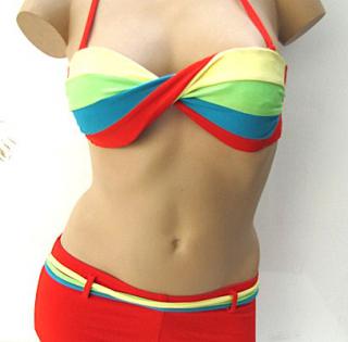 Bikini + shorty 4,00 € HT/unité  Référence : 3466 