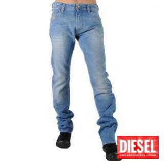 Destockeur de Jeans DIESEL homme KROOLEY 8XN