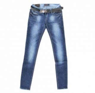 Jeans délavé avec plis permanents