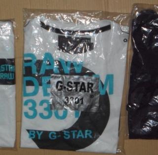 Assortiment de modèles et de tailles de t-shirts G-Star