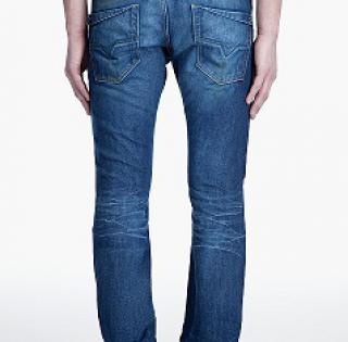 Les Jeans DIESEL homme KROOLEY 8I2 en destockage