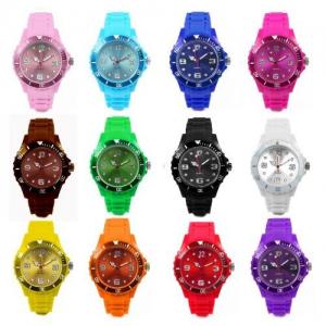 Lot de 20  Montres watch silicone couleur ice . 13 couleurs unisexe homme femme