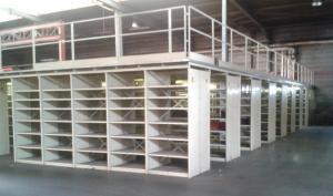 Plateforme 21 m² sur rayonnages FERALCO / occasion