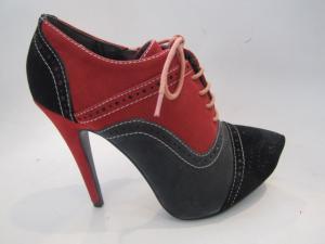 Escarpin façon derbies 5,95 € HT/unité