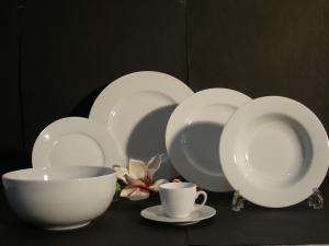 Assiette porcelaine 