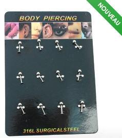 Piercing labret hyper tendance