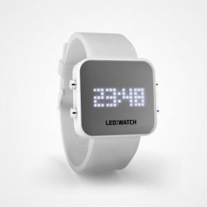 LED WATCHES PERSONNALISABLES