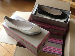 Destockage 28000 paires Ballerines Cuir  CEE